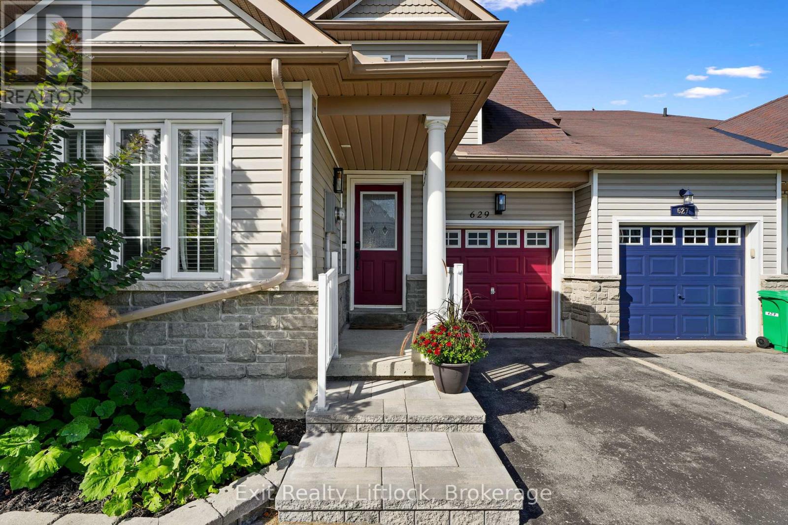 629 TULLY CRESCENT - Photo 2
