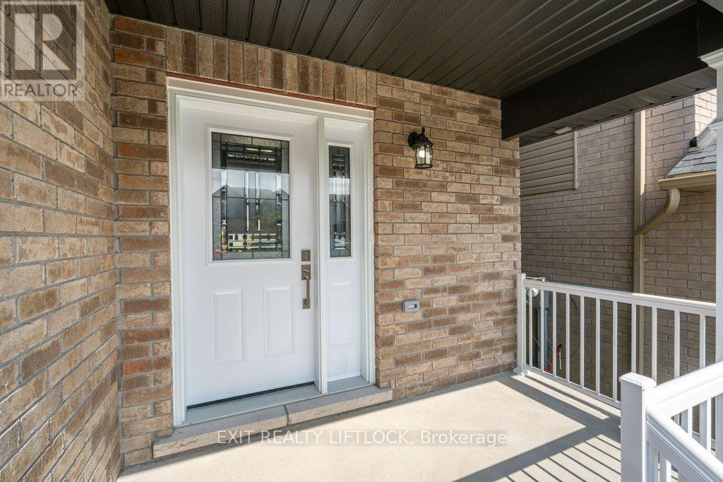 238 O'NEIL STREET - Photo 2