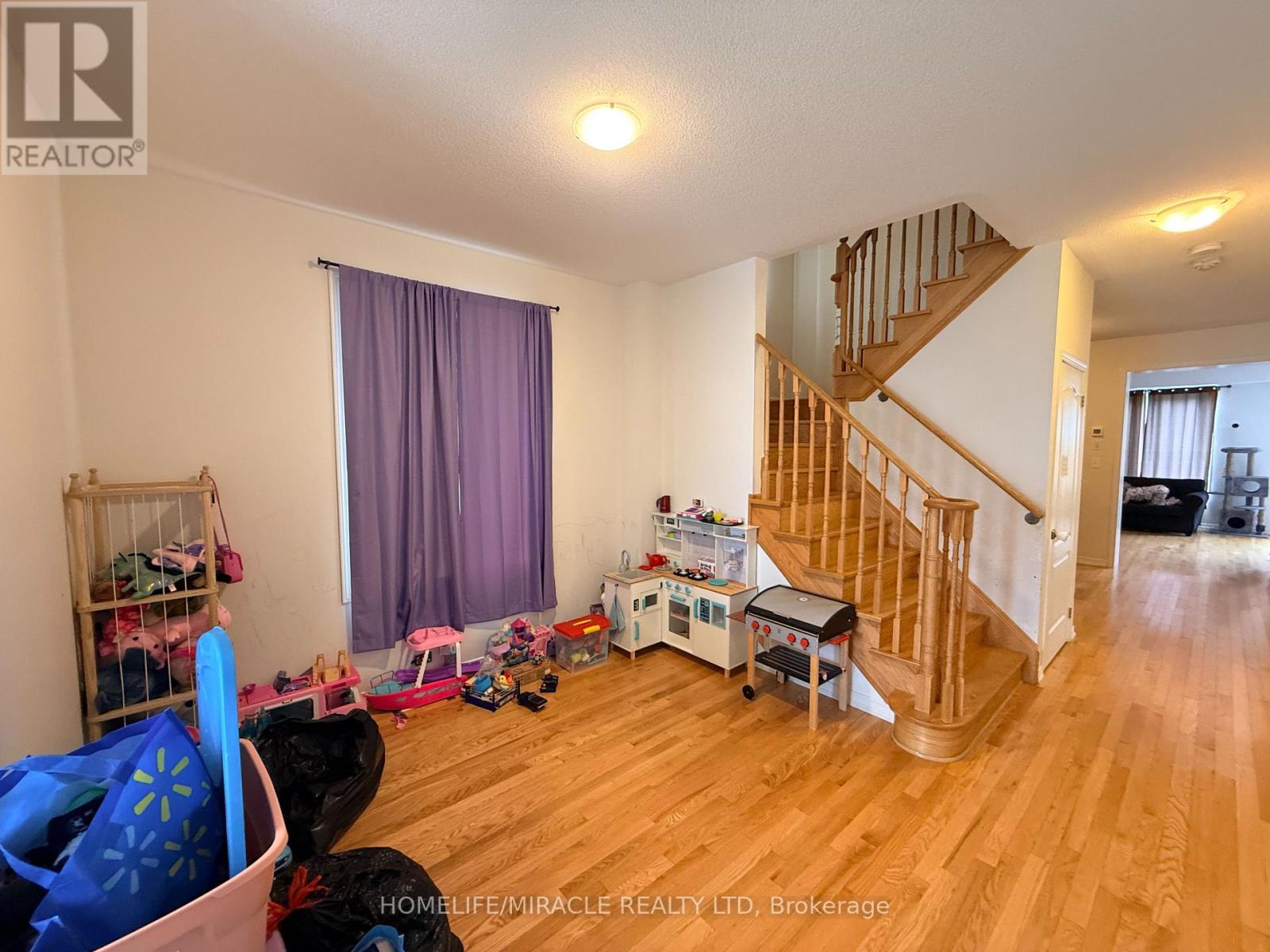 534 WINDFIELDS FARM DRIVE W
