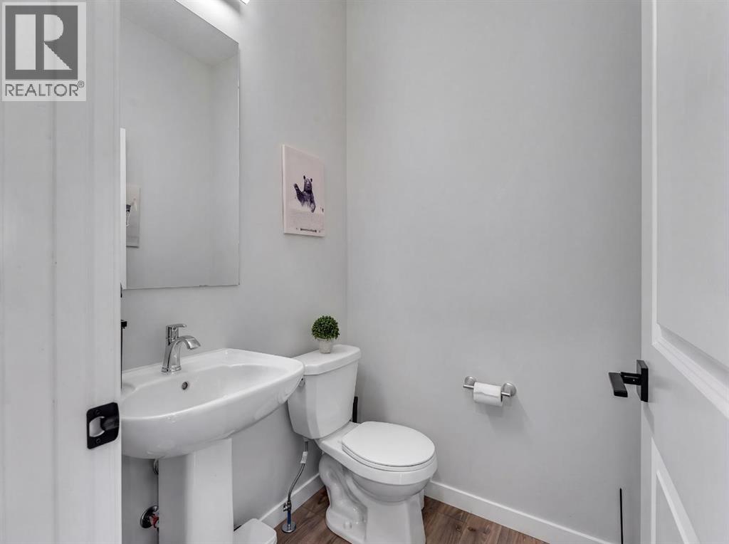 34 Belvedere Green SE
