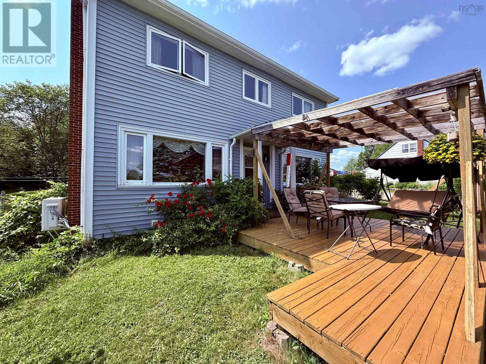 2246 Highway 2 - Photo 4