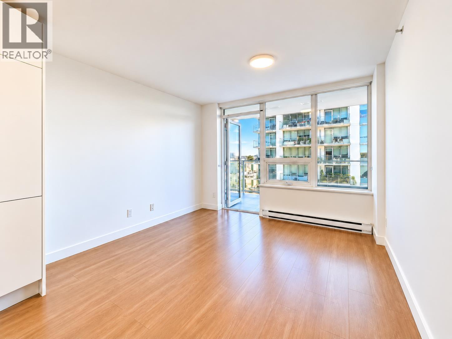 1909 908 QUAYSIDE DRIVE