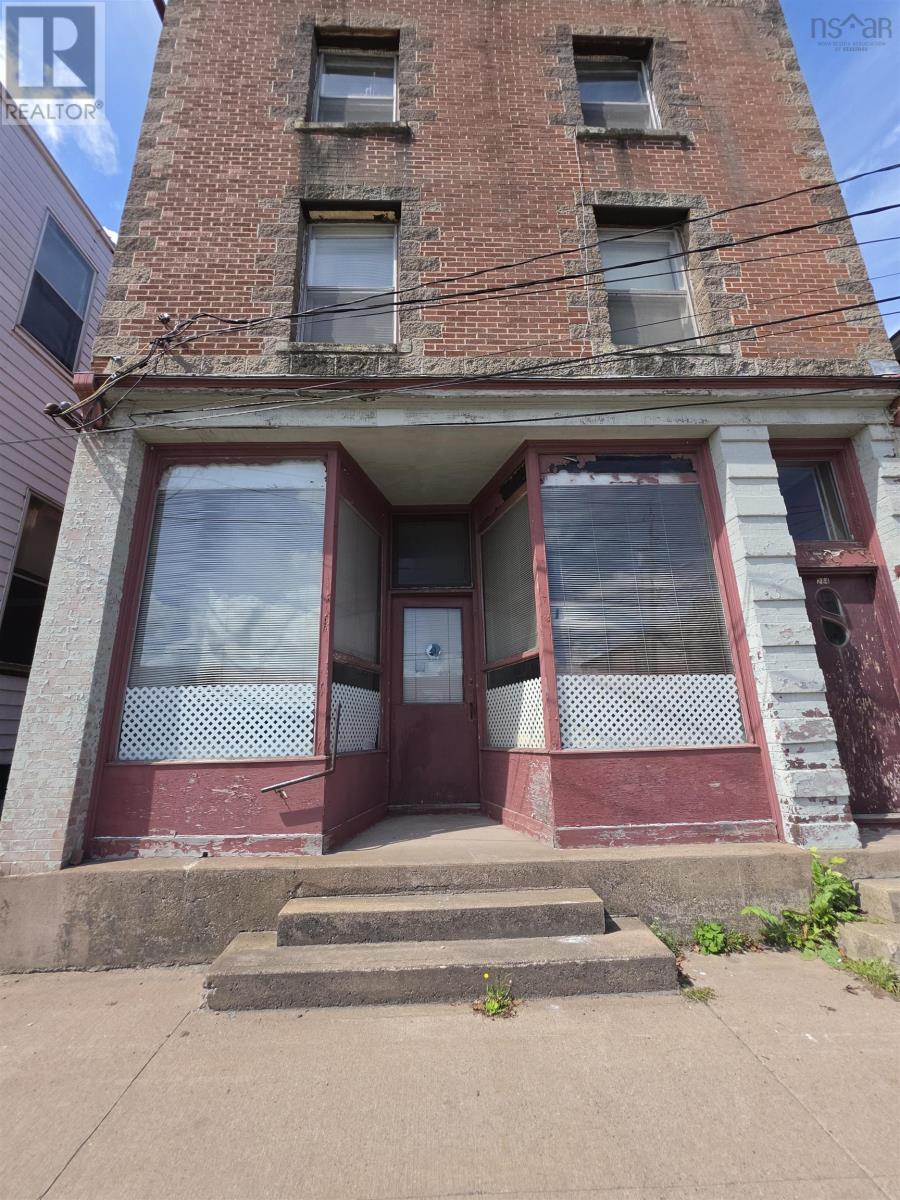 284 Foord Street