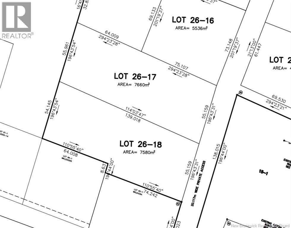 LOT 26-17 DES PINS