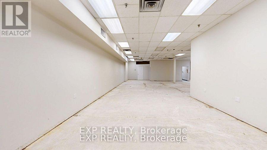 12 - 301 OXFORD STREET W