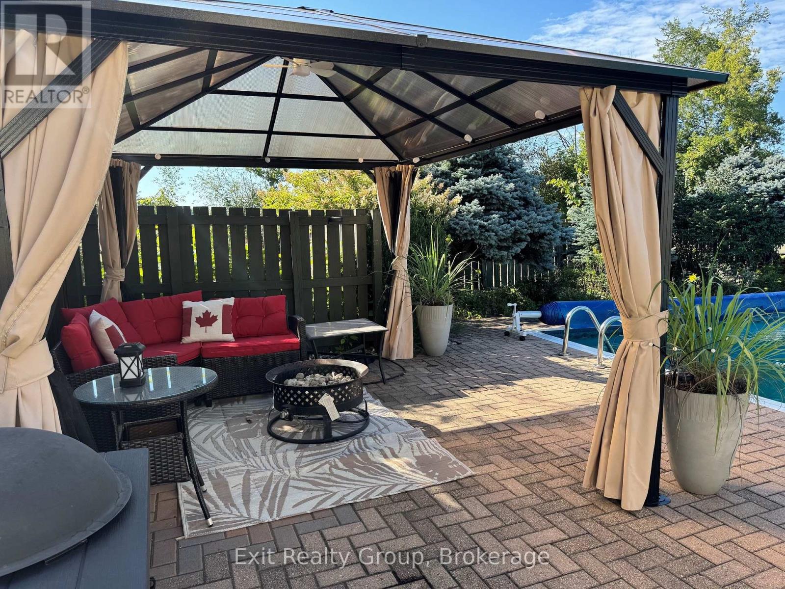 29 CHATTERTON VALLEY CRESCENT