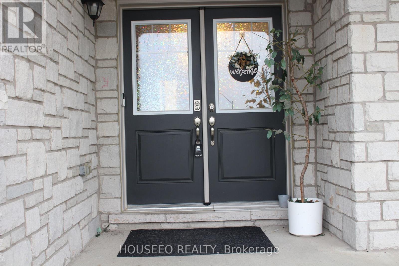 58 ORIOLE CRESCENT