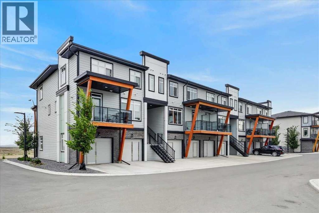 207, 414 Seton Passage SE