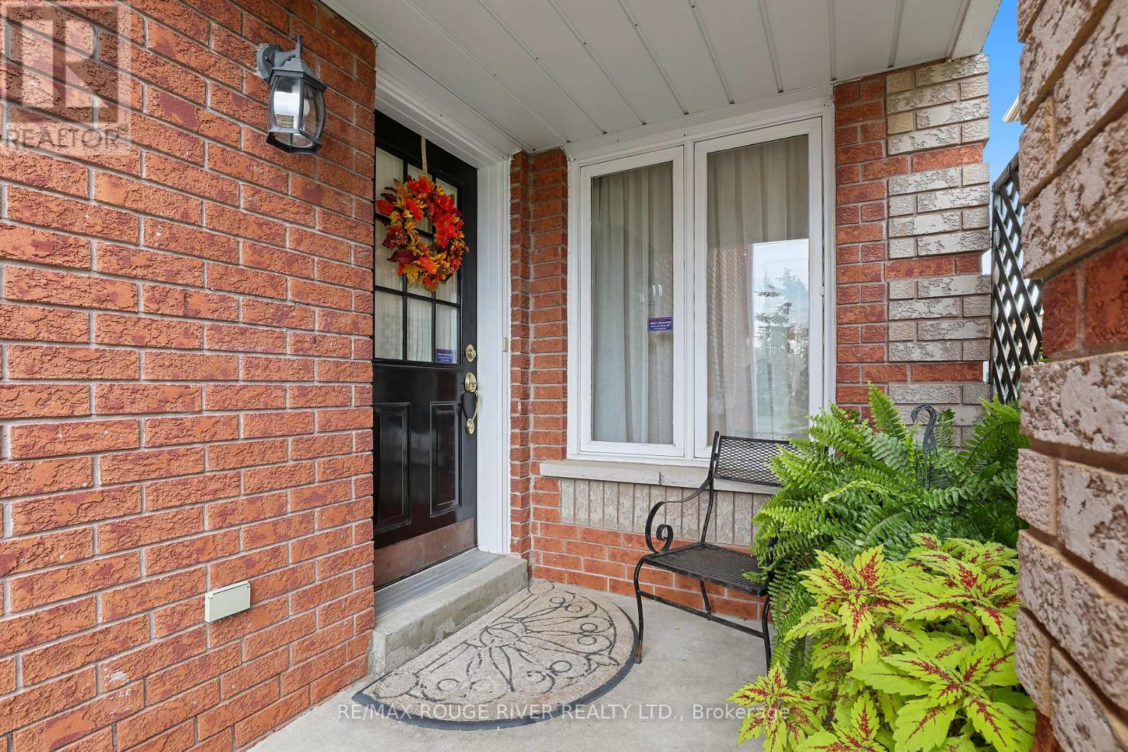 1543 OTONABEE DRIVE