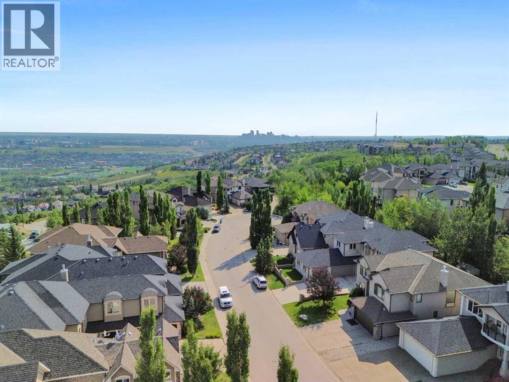 14 Coulee View SW