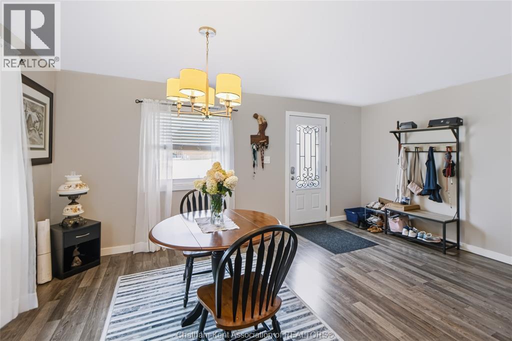 612 SIMCOE STREET