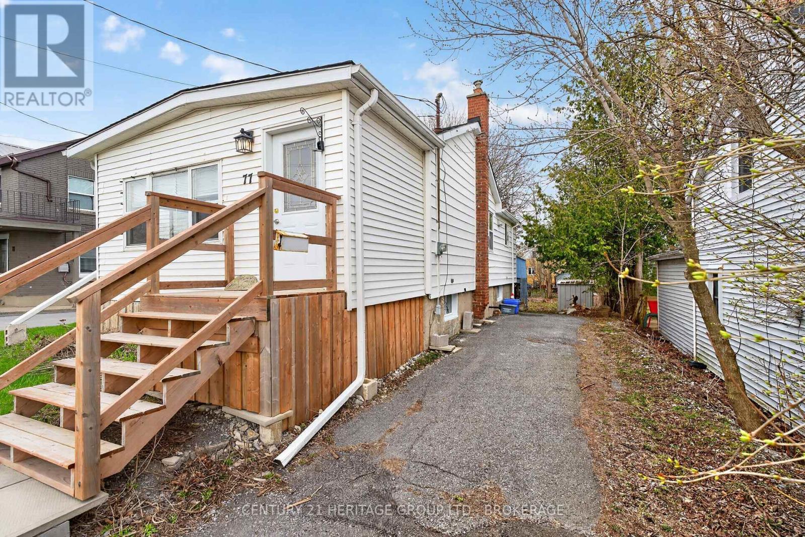 77 PORTSMOUTH AVENUE