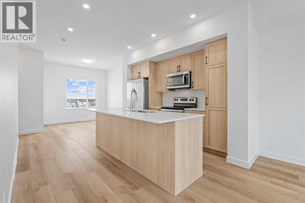 1306, 25 Wildwoods Court SW
