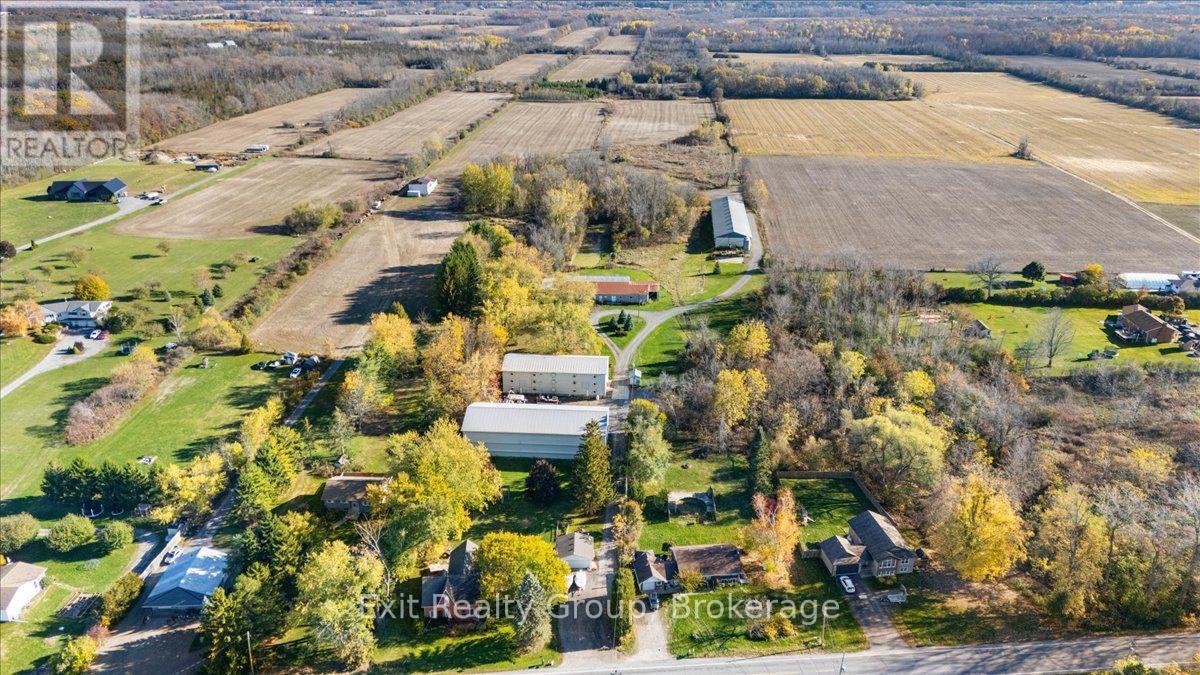 2421 COUNTY RD 3 - Photo 2