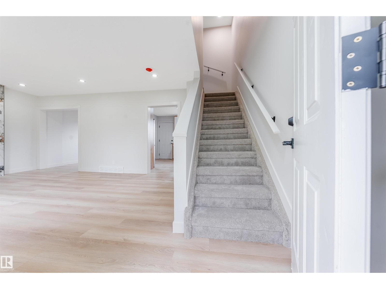 13309 89A ST NW
