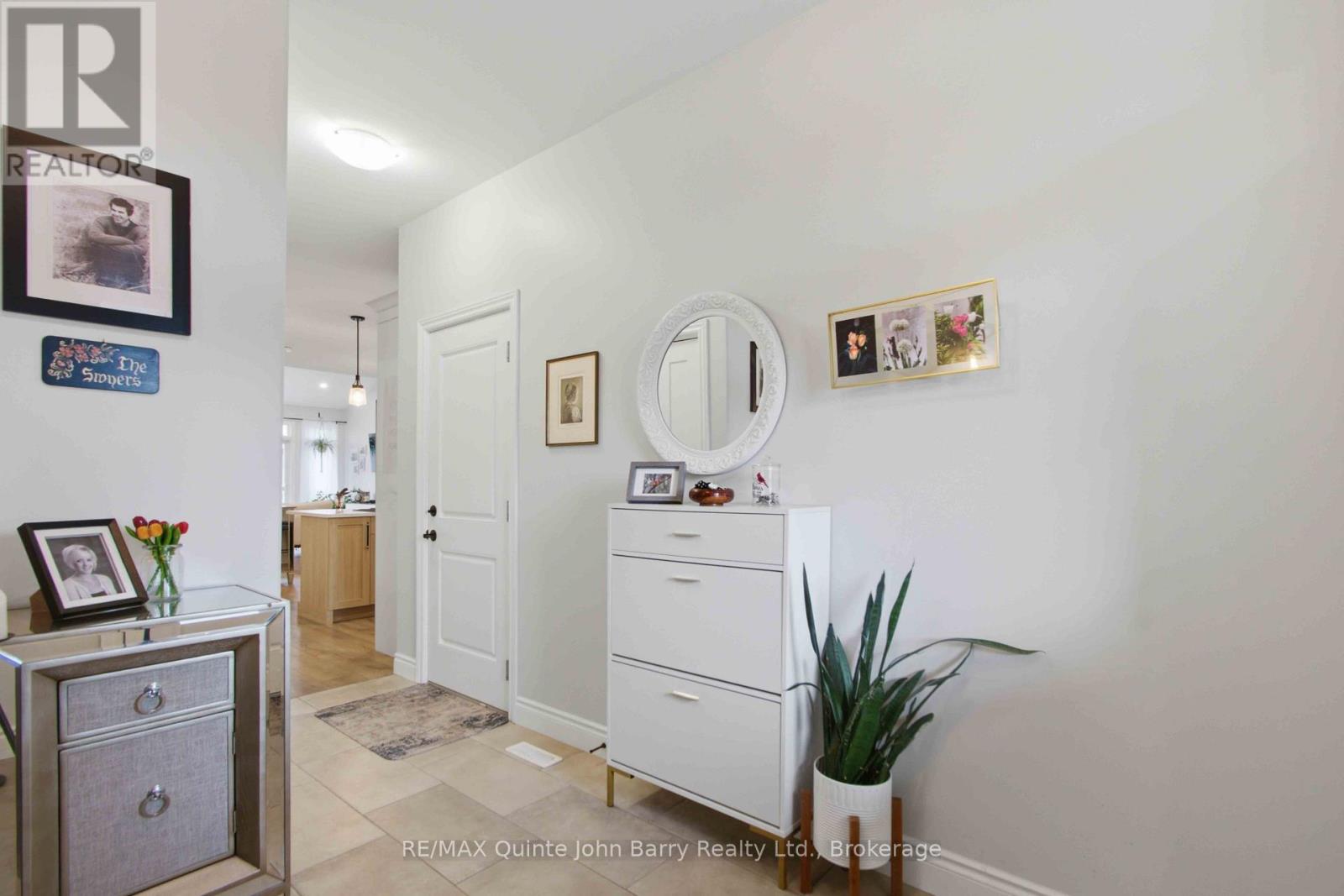 28 RAYCROFT DRIVE