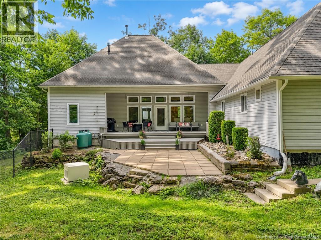 14 Carlisle Road - Photo 2