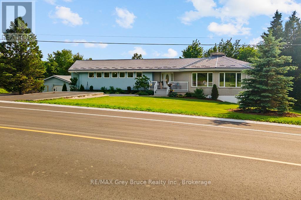 15 ISTHMUS BAY ROAD