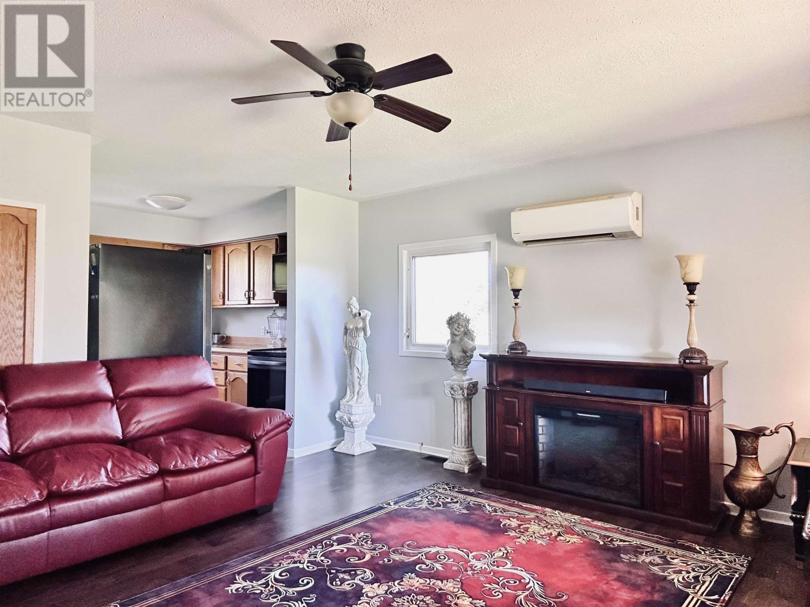 3117 Brackley Point Road