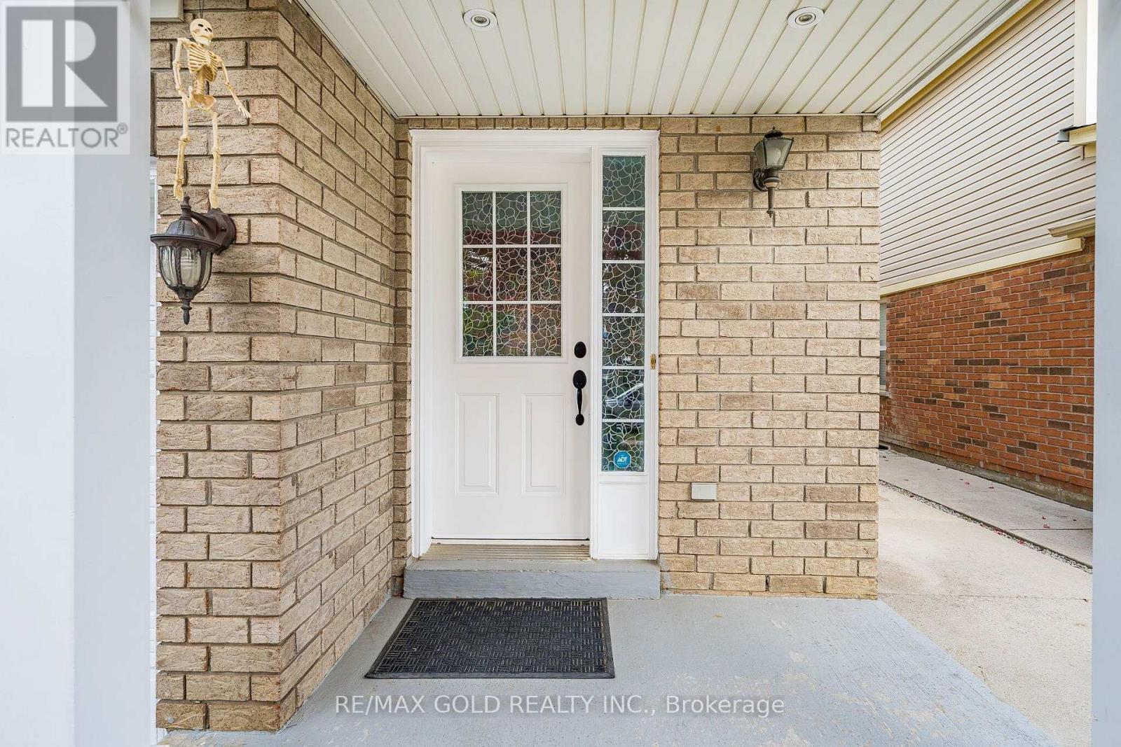 21 EDENVALLEY ROAD