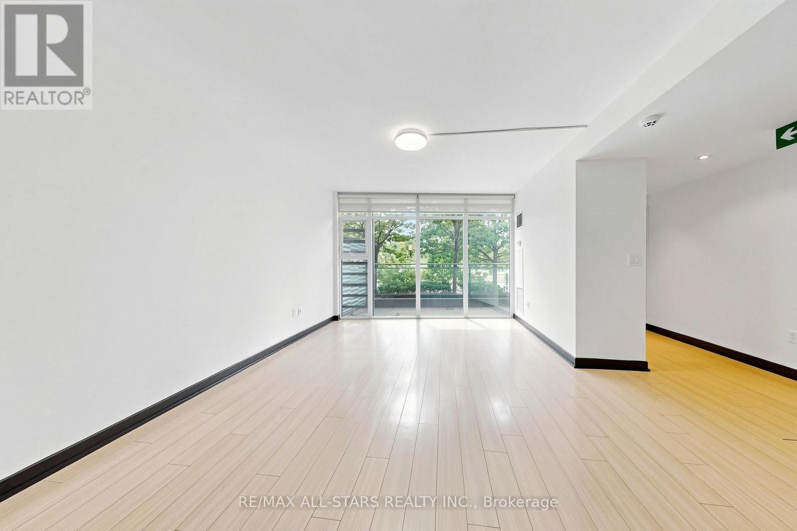 110 FORT YORK BOULEVARD