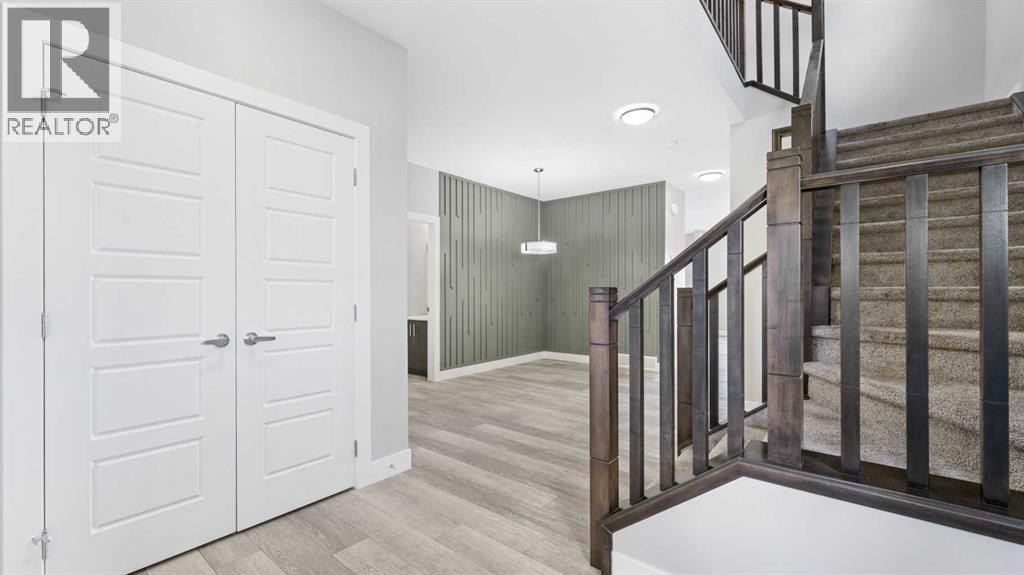 331 Savanna Way NE