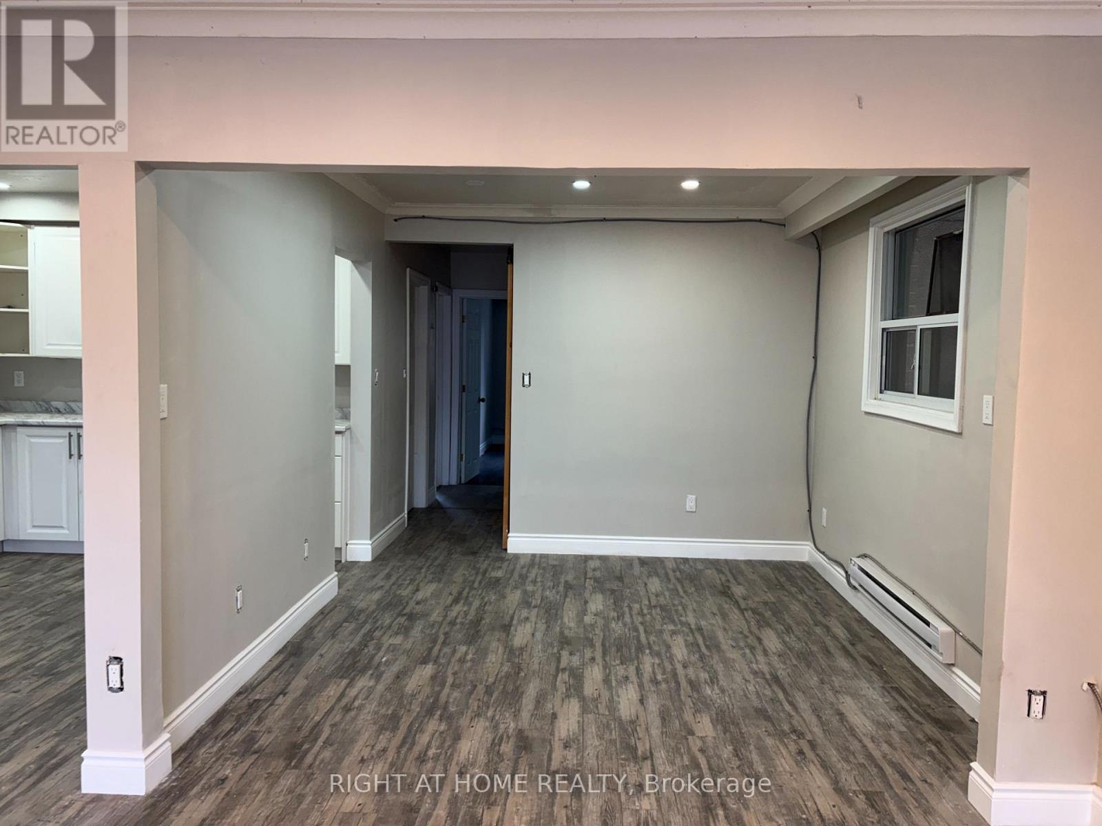 MAIN - 513 OAKWOOD AVENUE