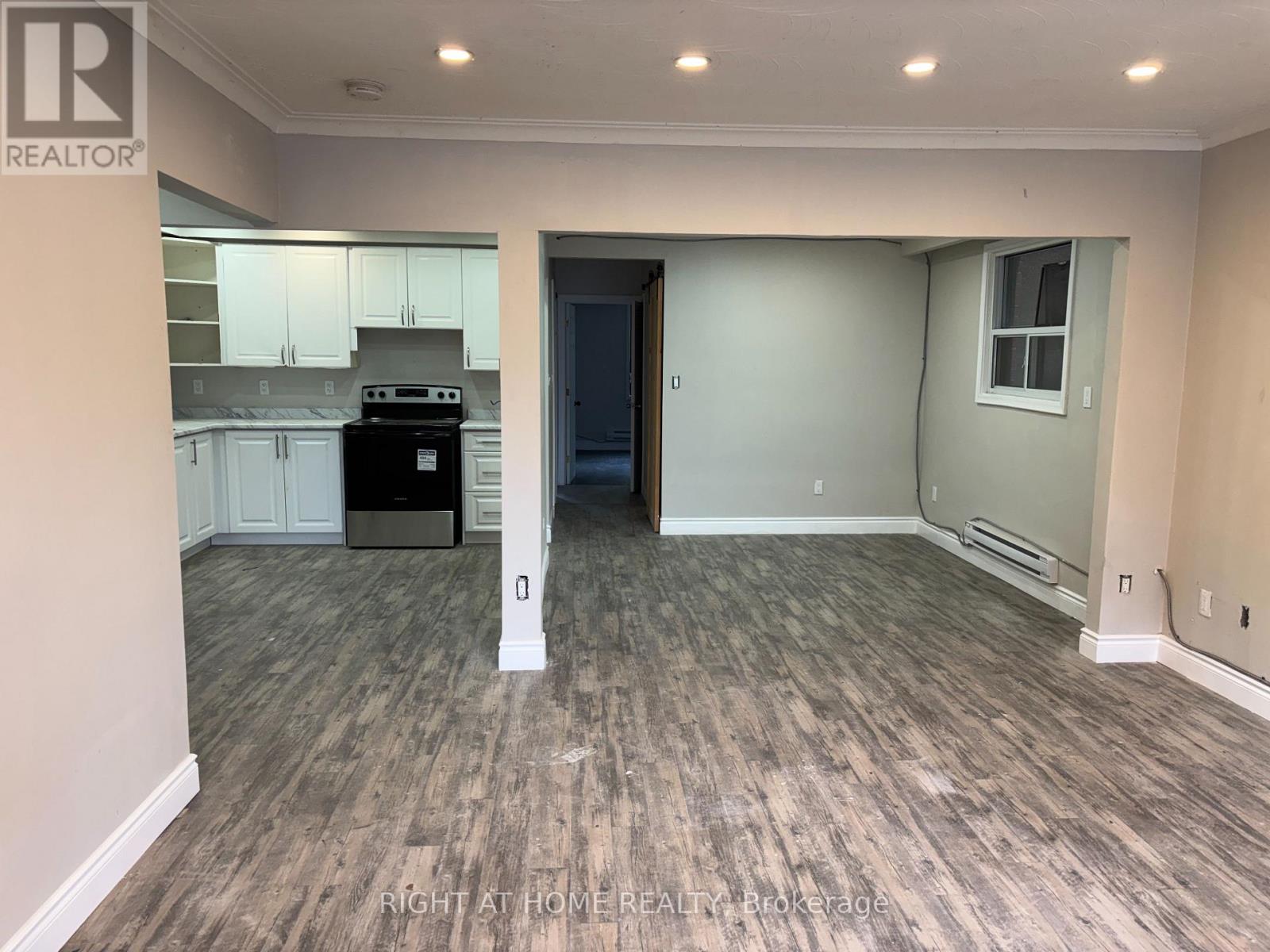 MAIN - 513 OAKWOOD AVENUE