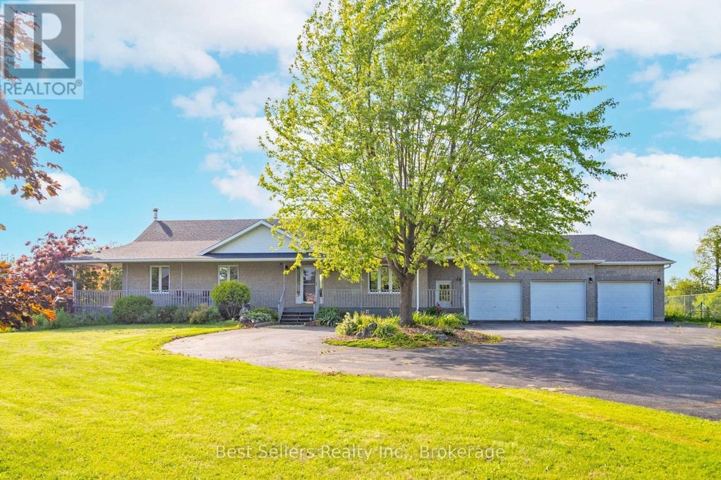 14 PIONEER RIDGE COURT, ESSA, ON L0L 1N0 - Image 1049185163.jpeg?d=l
