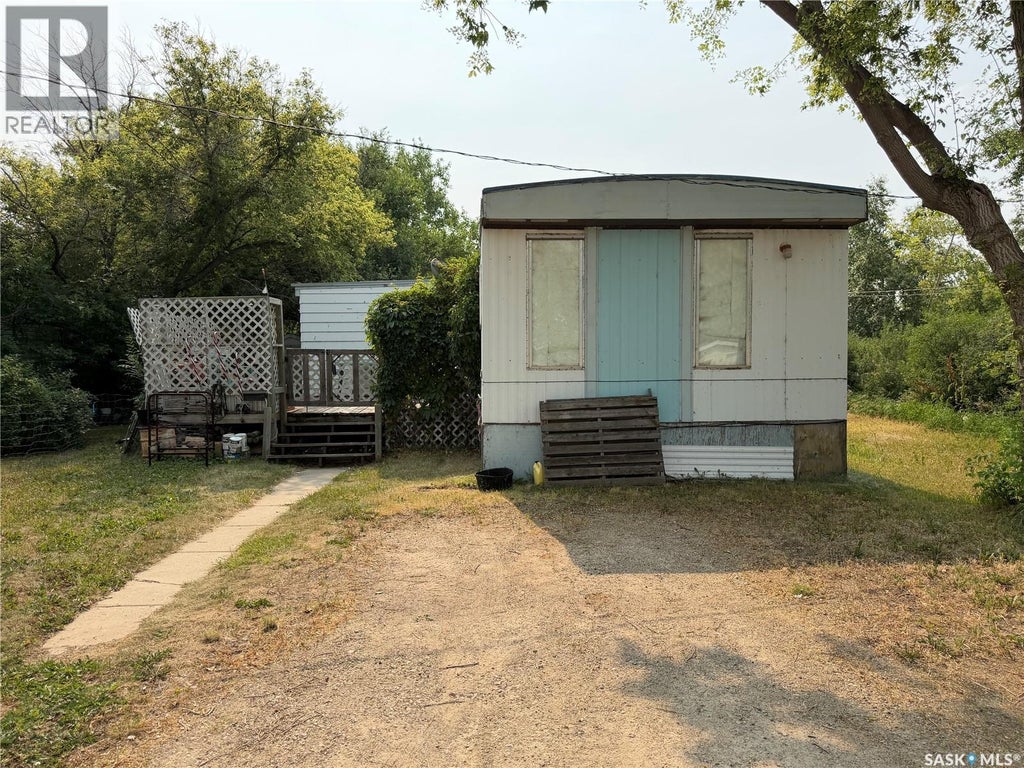 2 PRAIRIE SUN COURT, SWIFT CURRENT, SK S9H 3X6 - Image 3694887257.jpeg?d=l