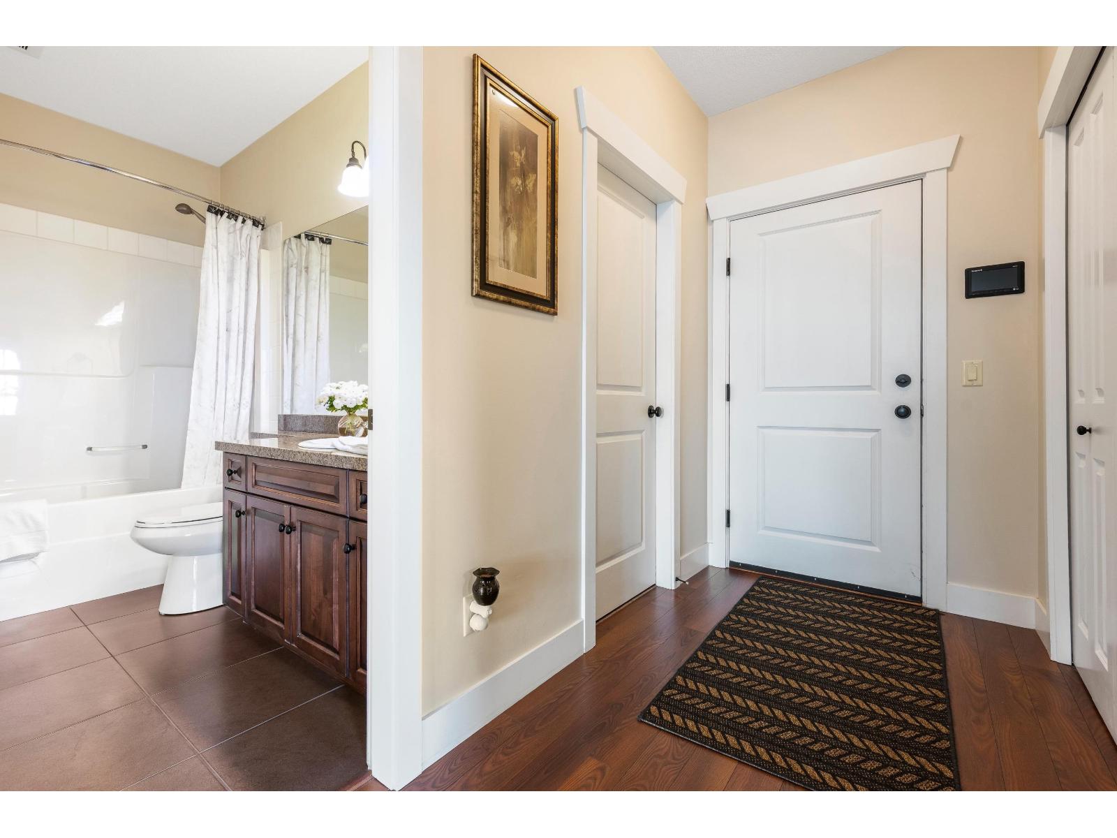 412 45893 CHESTERFIELD AVENUE, Chilliwack Downtown