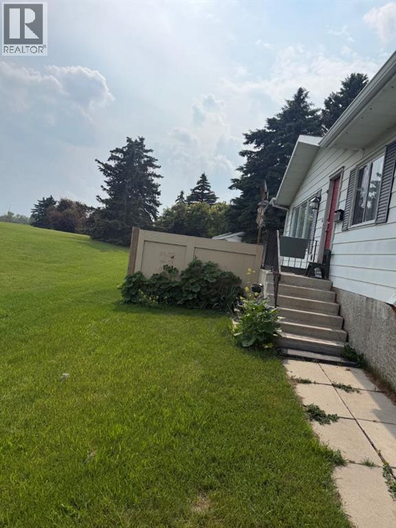 112 Huntstrom Drive NE