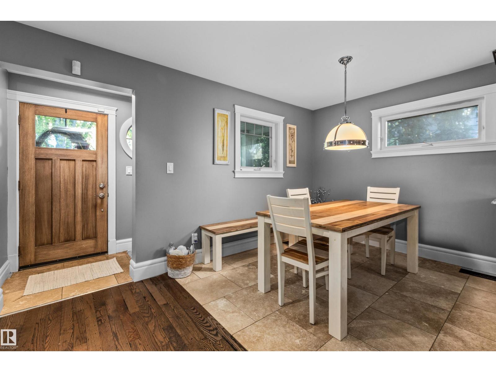 10321 137 ST NW