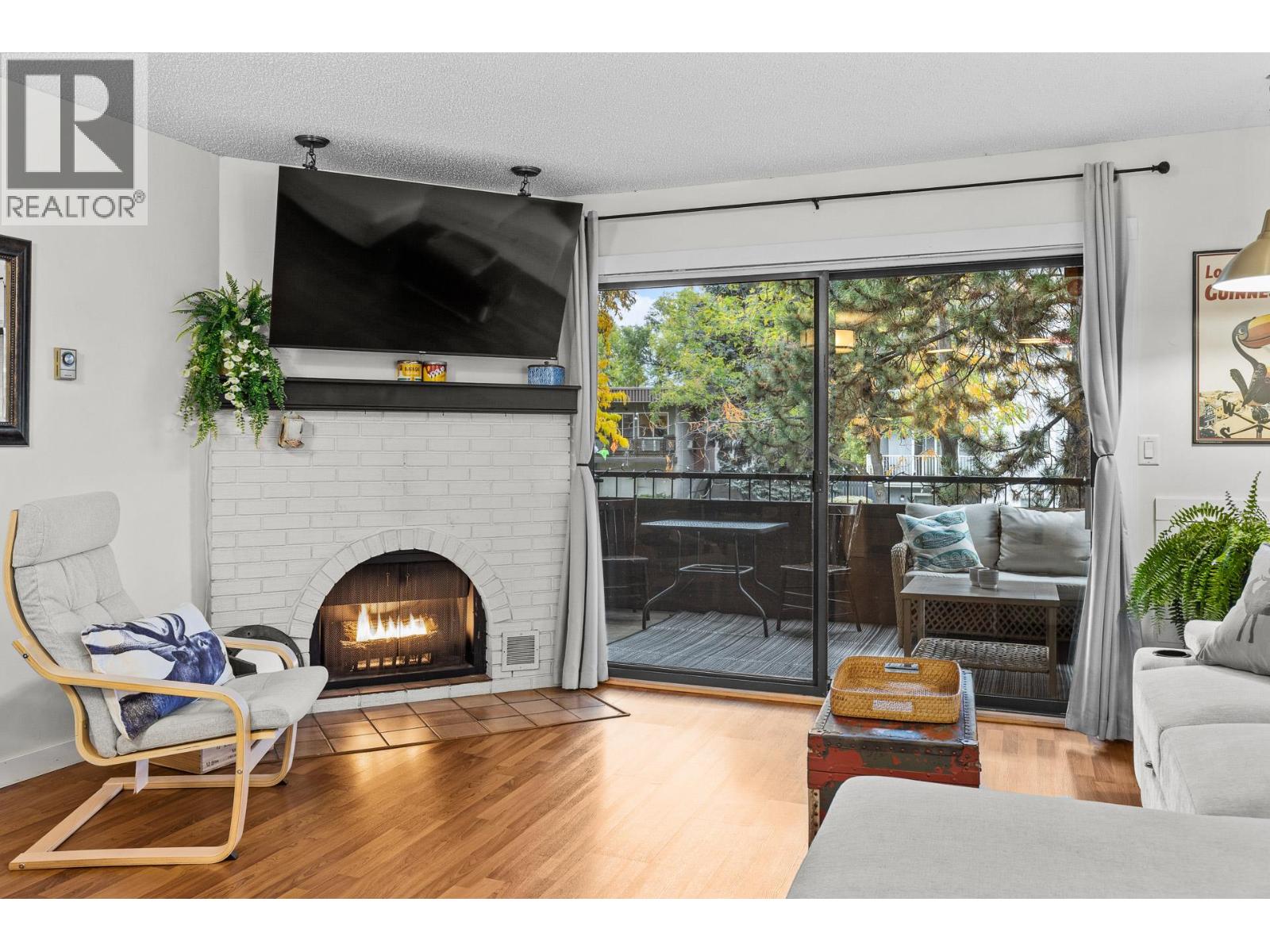 983 Bernard Avenue Unit# 210