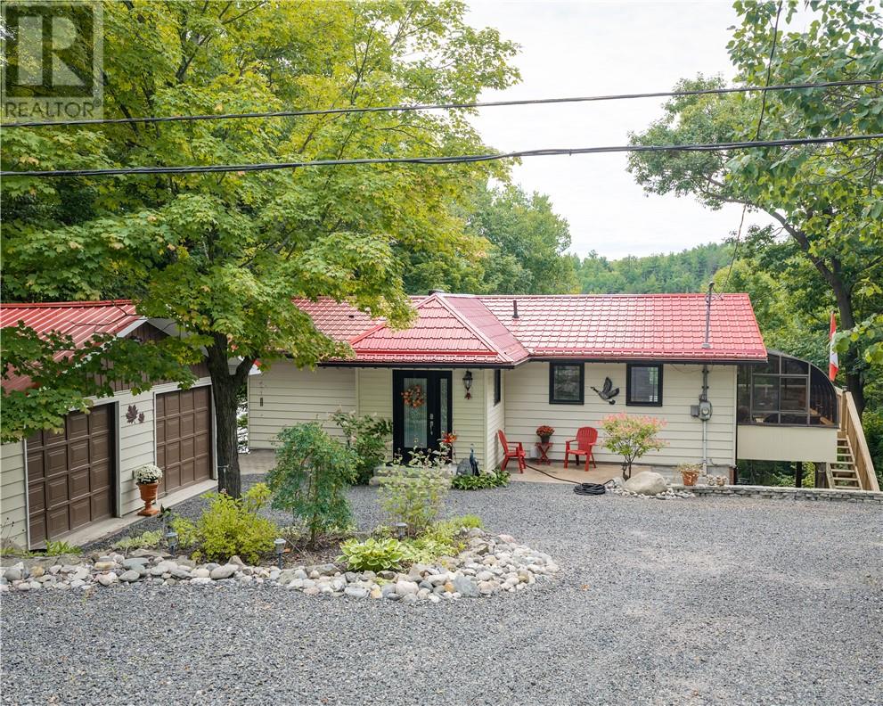 309 CLEAR LAKE DRIVE, ESPANOLA, ON P5E 1N6 - Image 1734701794.jpeg?d=l