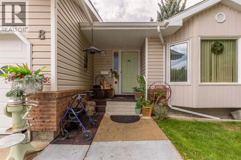 8, 135 Jerry Potts Boulevard W