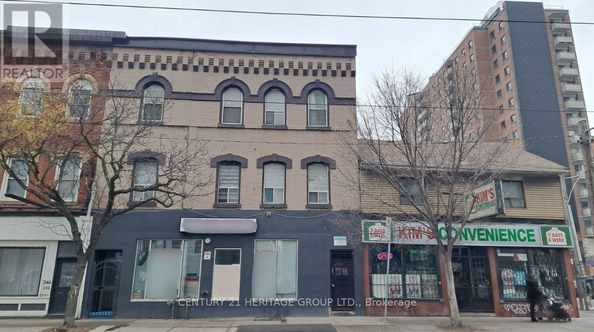 250 QUEEN STREET E