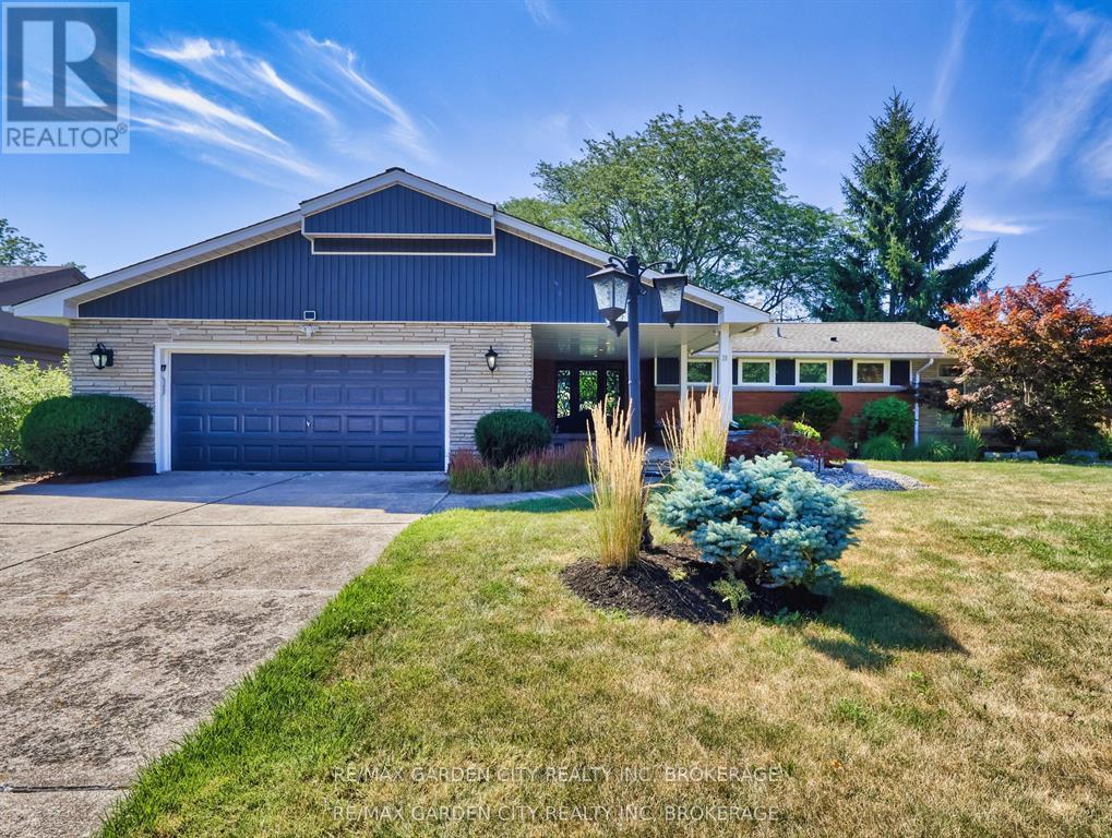 28 MARSDALE DRIVE