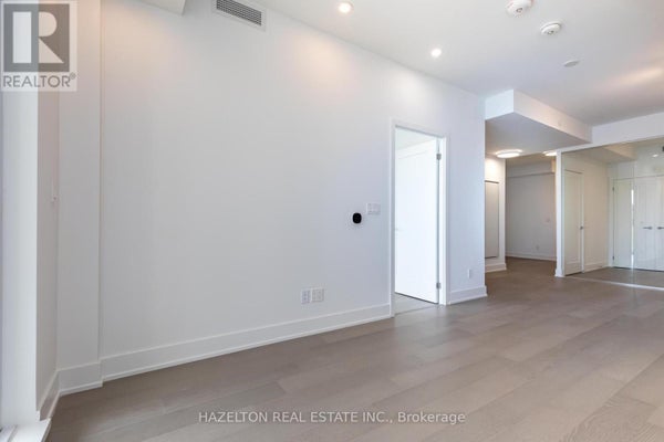 605 - 8 Manor Rd W, Toronto (Yonge-Eglinton), ON 4