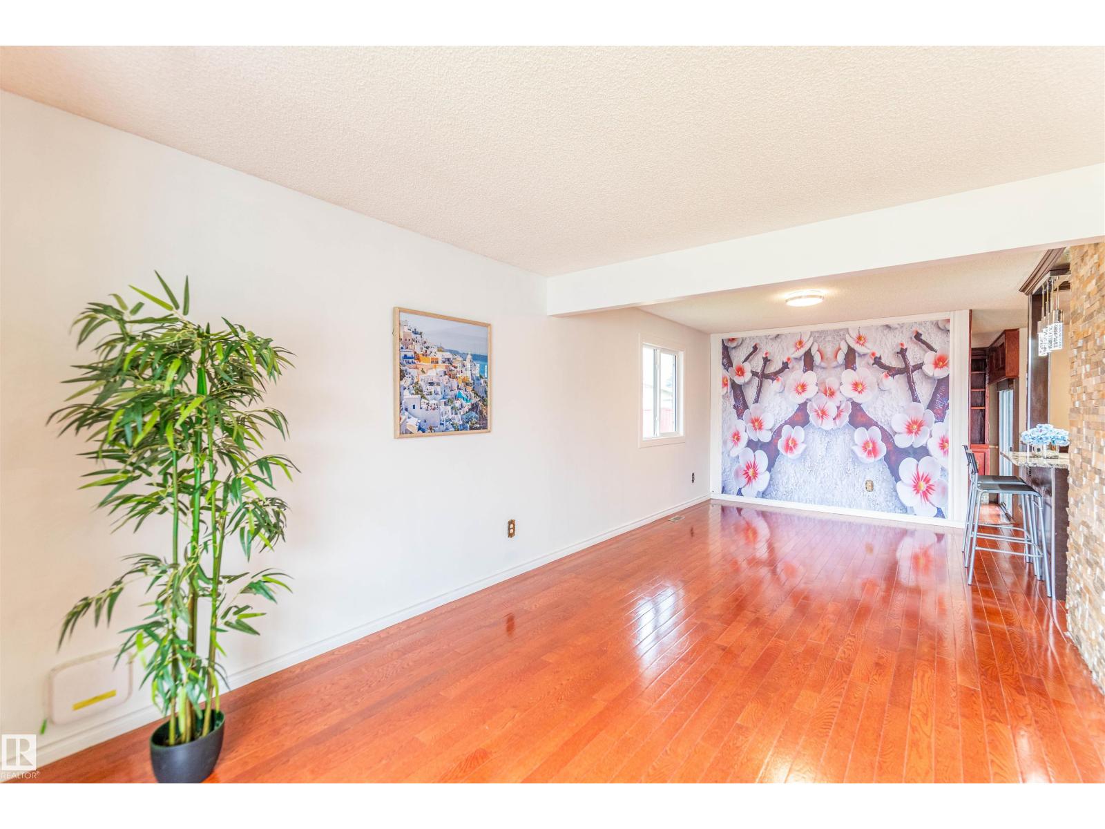 16524 116 ST NW