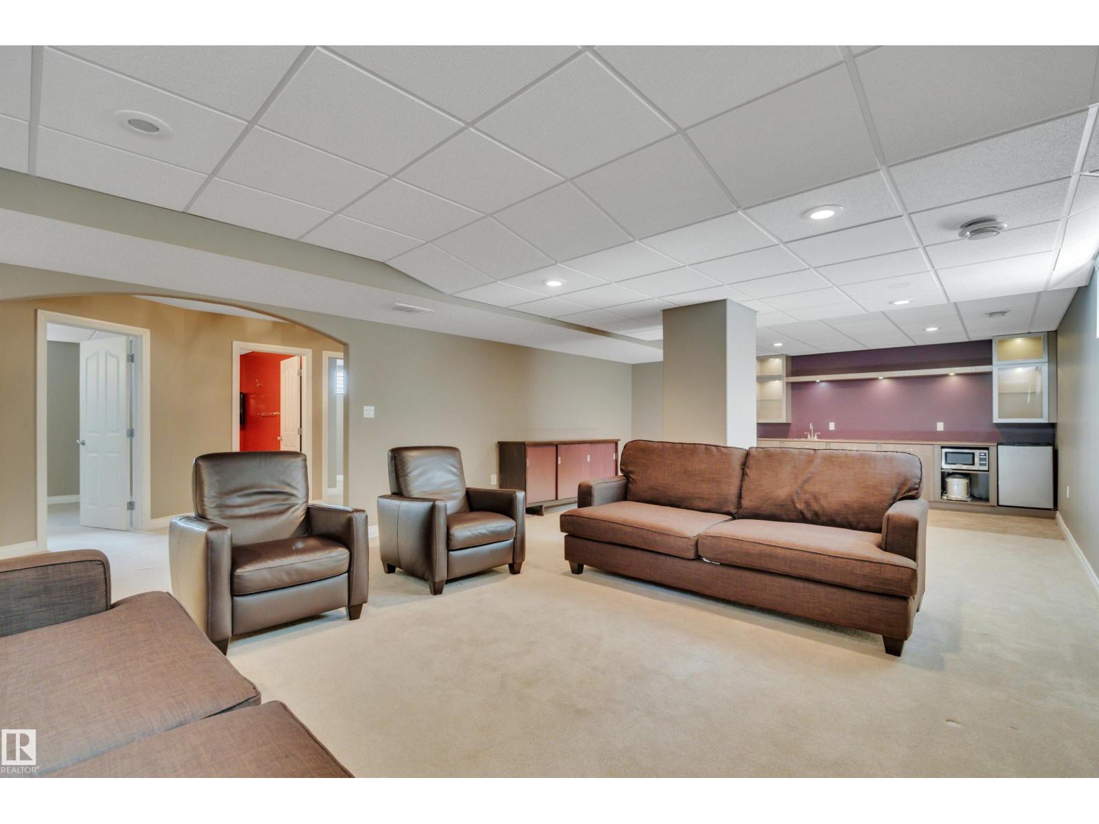 59 WILKINSON PL