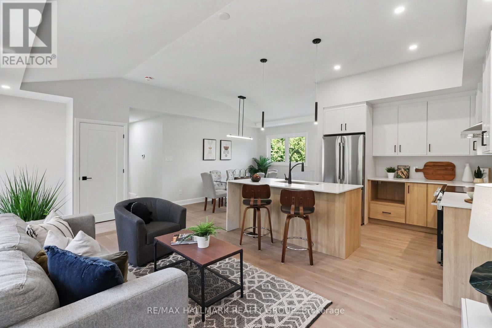7 ATTWOOD CRESCENT