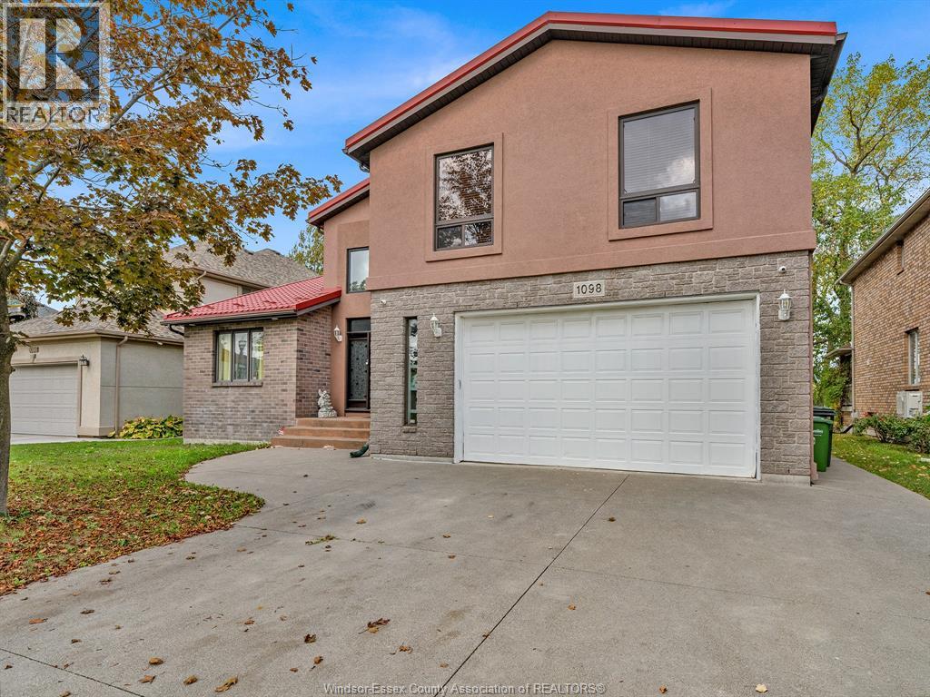 1098 STONEYBROOK CRESCENT, WINDSOR, ON N9G 2Y3 - Image 3495799135.jpeg?d=l