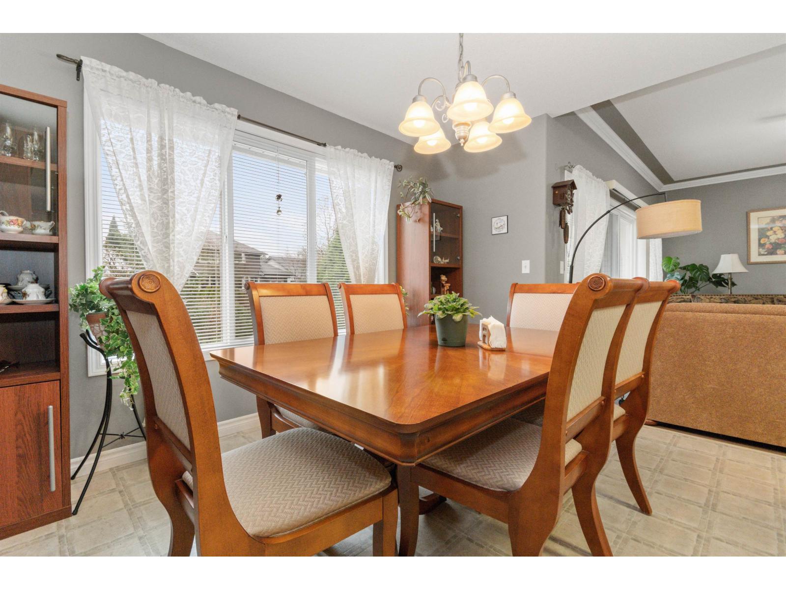 9 349 WALNUT AVENUE, Harrison Hot Springs