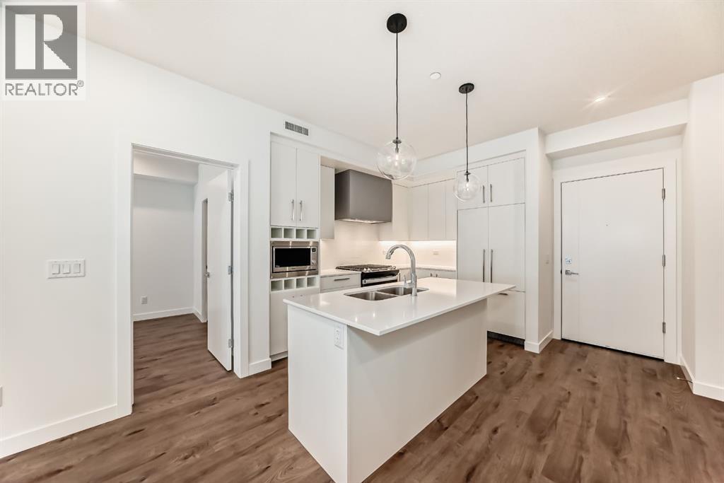 205, 8370 Broadcast Avenue SW