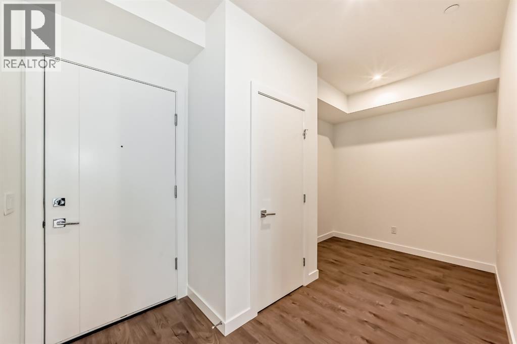 205, 8370 Broadcast Avenue SW