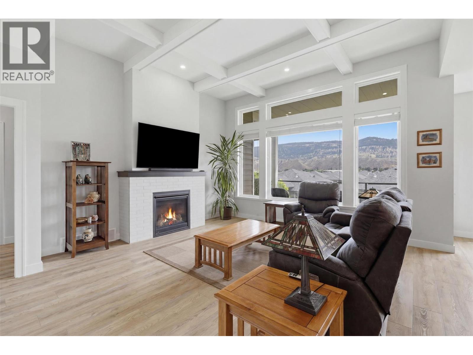 641 SHUSWAP Road E Unit# 140
