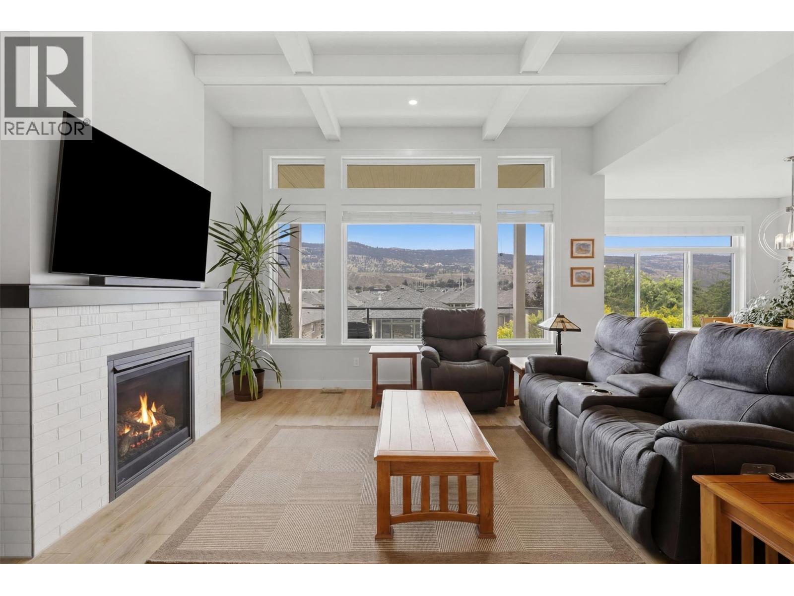 641 SHUSWAP Road E Unit# 140