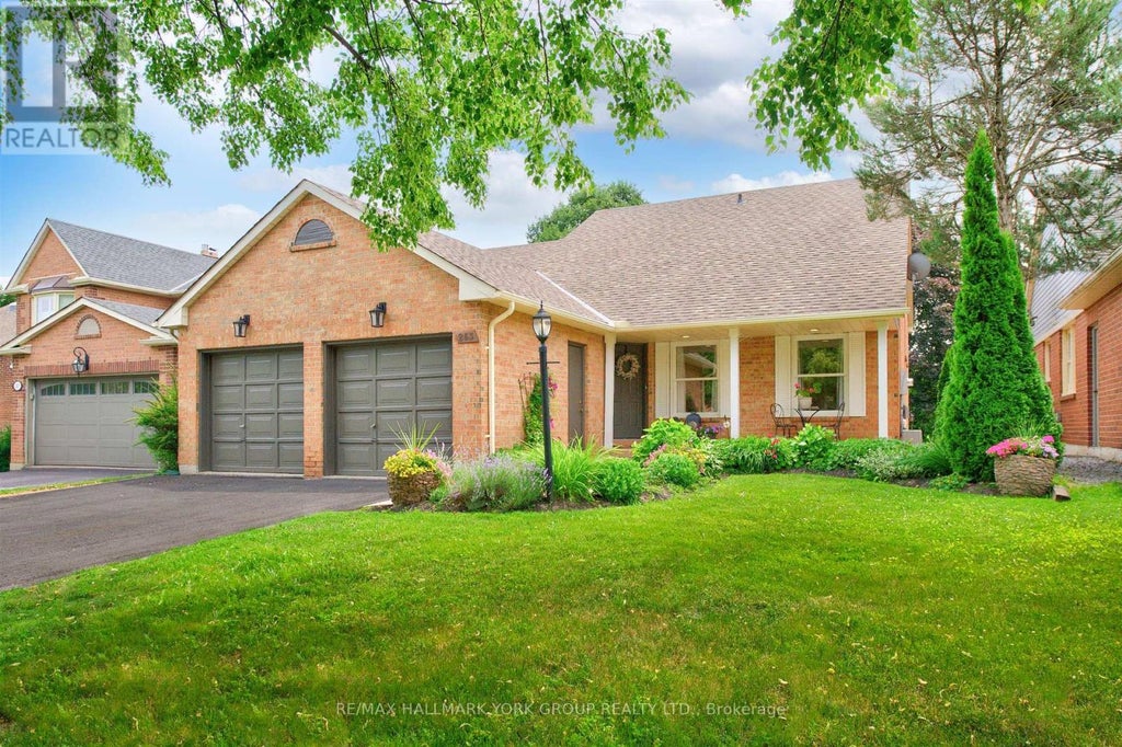 263 JOHN BOWSER CRESCENT, NEWMARKET (GLENWAY ESTATES), ON L3Y 7N7 - Image 3424694733.jpeg?d=l