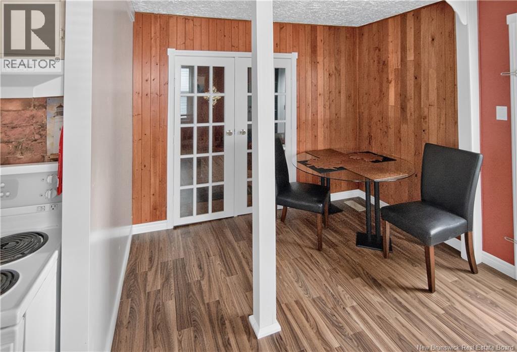 131 Humphrey Street - Photo 3